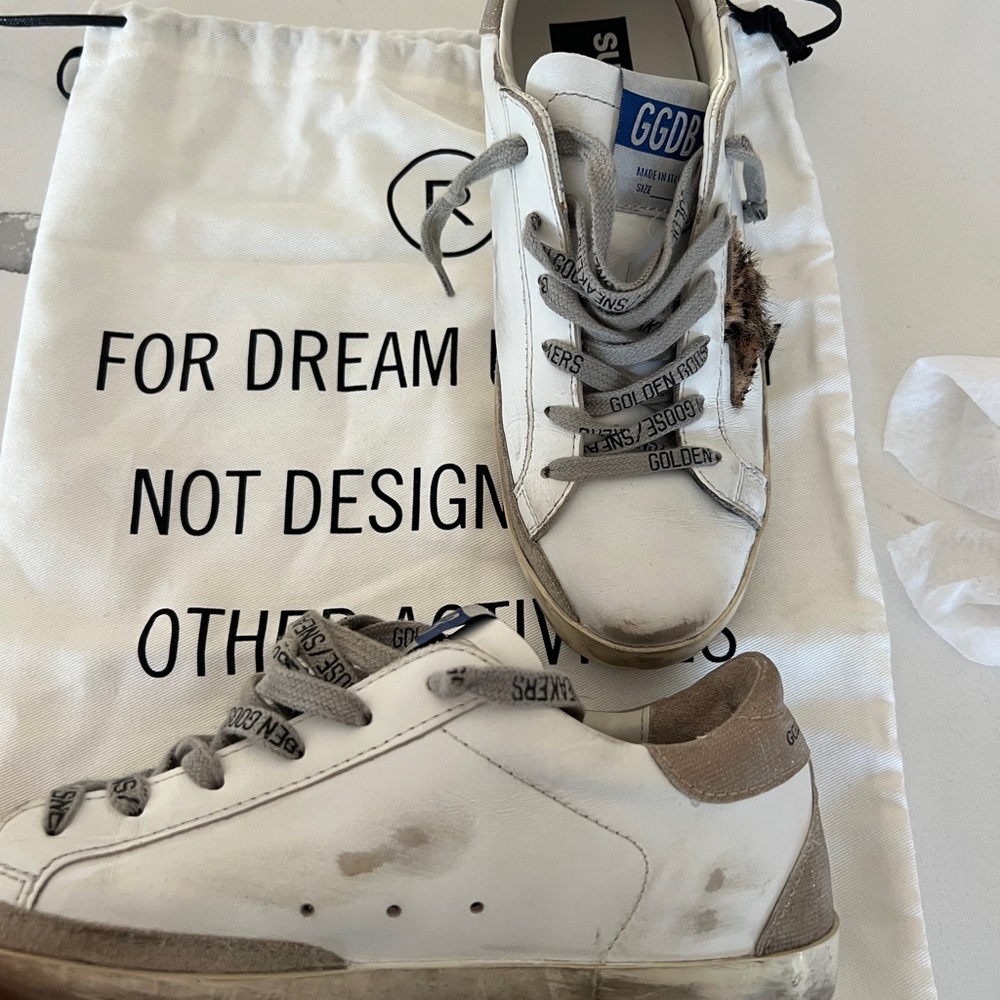 Golden Goose Sneakers - Picture 5 of 6